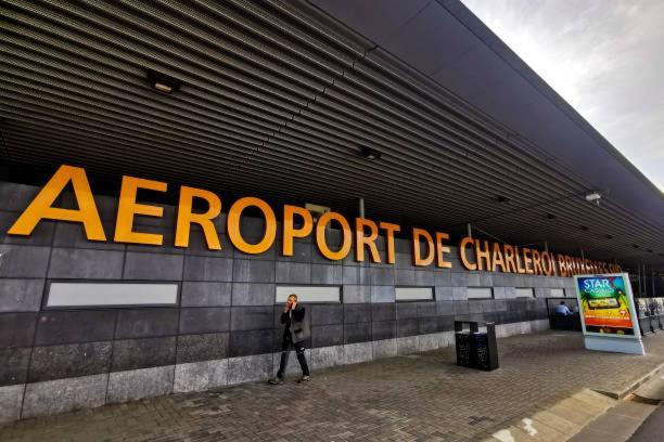 Wauters 77 Bruxelles -Charleroi-Airport Daire Dış mekan fotoğraf